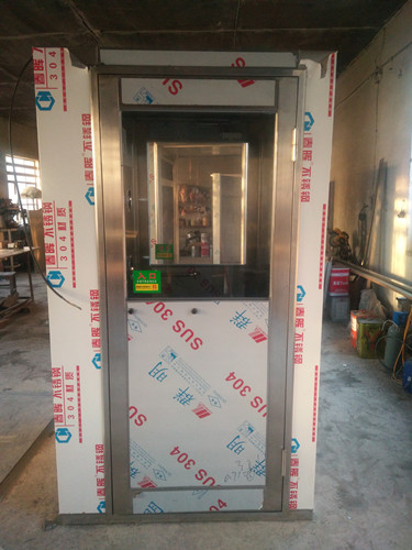 【焦作風(fēng)淋室價格】通過風(fēng)淋室離開潔凈區(qū)應(yīng)該注意哪些問題呢?