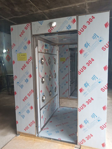 昆明風(fēng)淋室價(jià)格：解析風(fēng)淋室用途、原理，功能和構(gòu)造